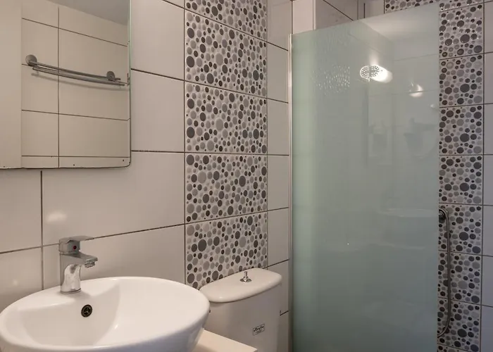 Ble Island Aparthotel Hersonissos (Crete)